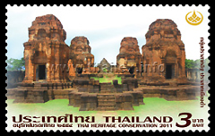 Prasat Hin Meuang Tam - the brick towers