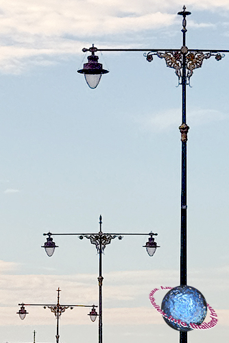 Floral Eave Brackets Street Lantern, Tambon Pahk Kret, Amphur Pahk Kret, Nonthaburi