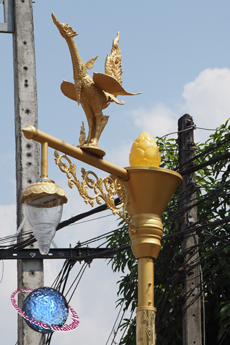 Golden Swan Street Lantern, Tambon Mae Sot, Amphur Mae Sot, Tak