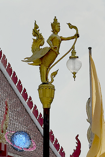 Kinnaburut Street Lantern, Khwaeng Wat Kanlaya, Khet Thonburi, Bangkok