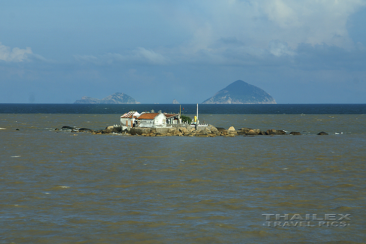 Temple In The Sea, Nha Tragn (Vietnam)